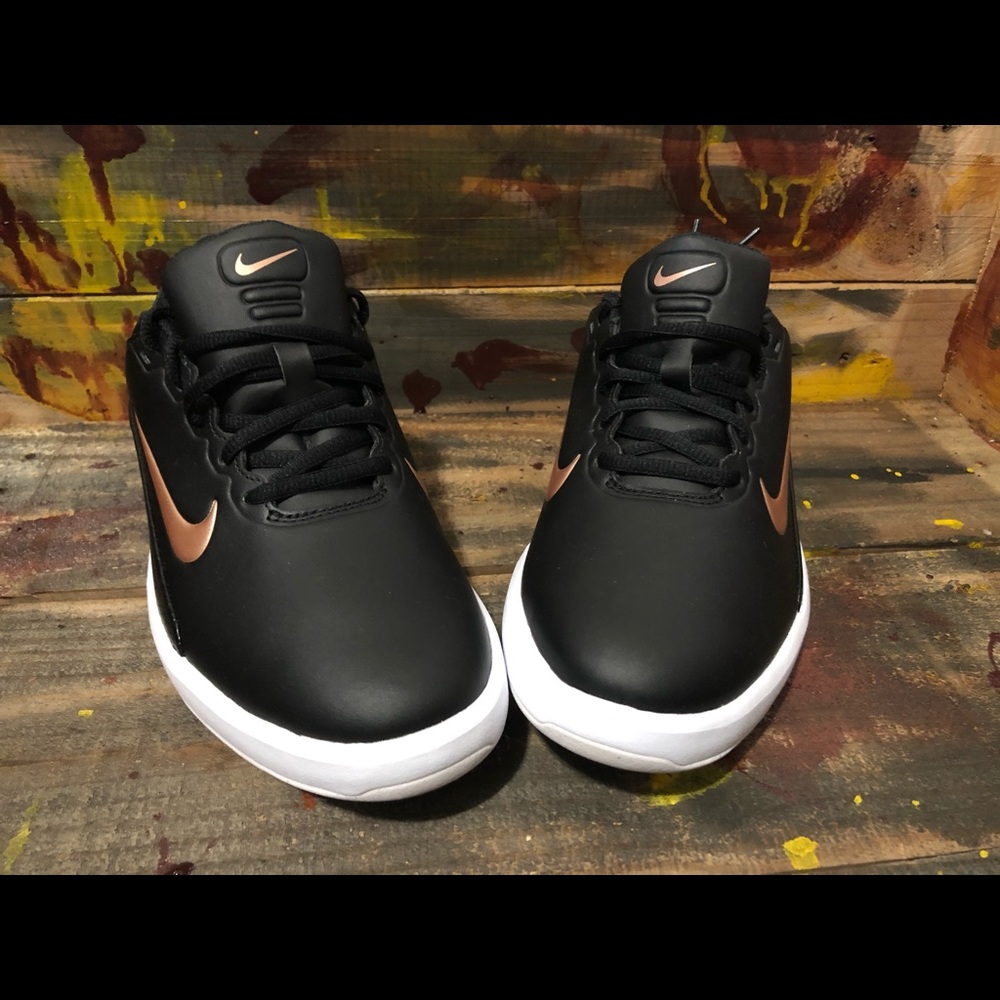 Women nike golf shoes size 8 new